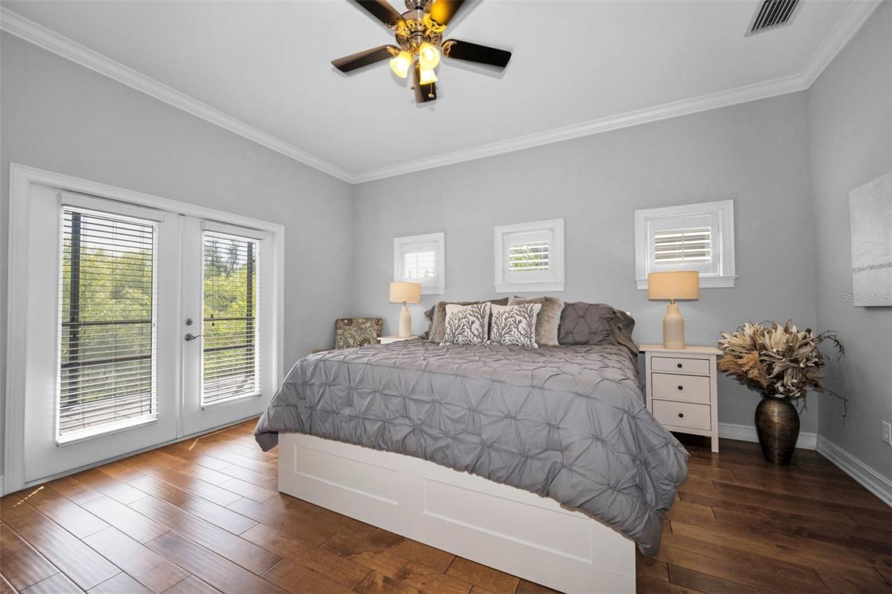 14915 Smitter Reserve Drive, Tampa, FL 33618 Photo