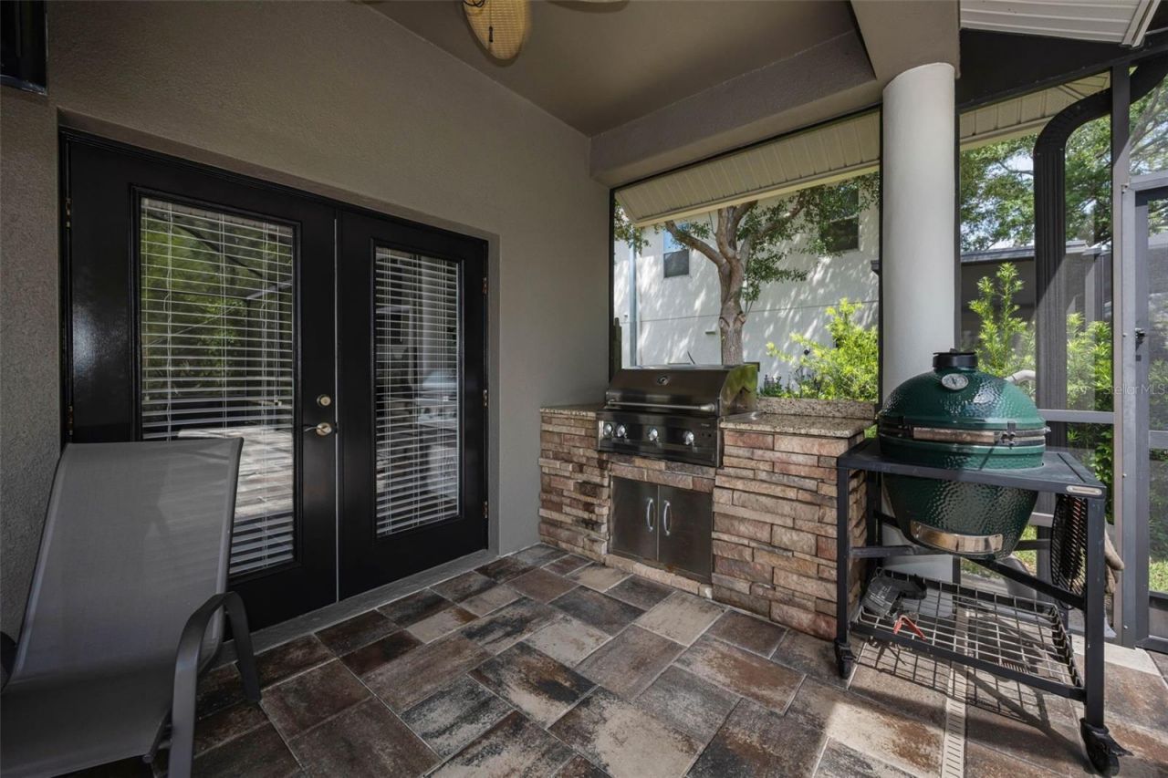 14915 Smitter Reserve Drive, Tampa, FL 33618 Photo
