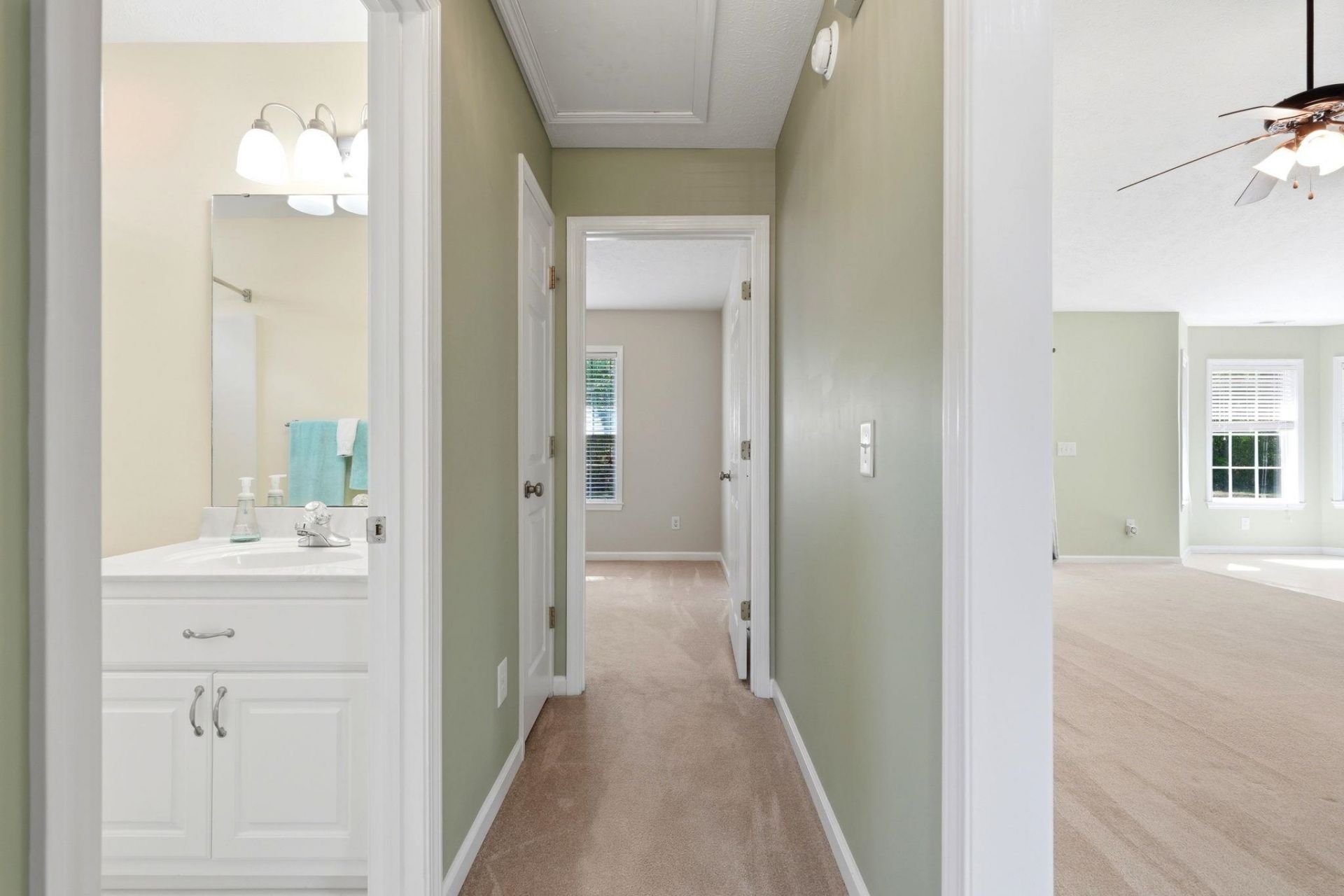 722 Drawbridge Dr. Photo 6