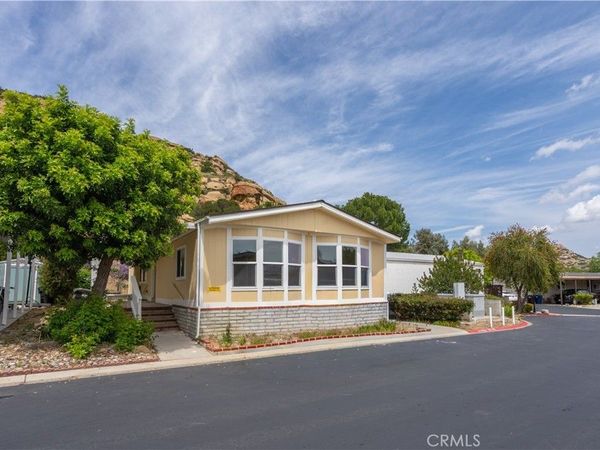 24303 Woolsey Canyon, Unit 81, Canoga Park, CA 91304