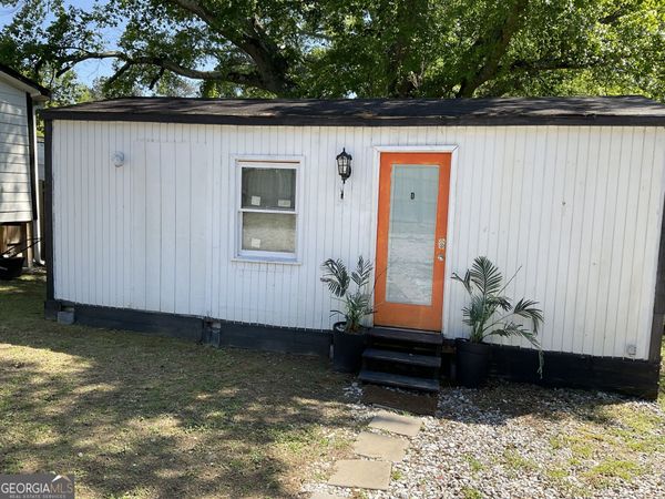 6052 Pine Streets, Austell, GA 30106