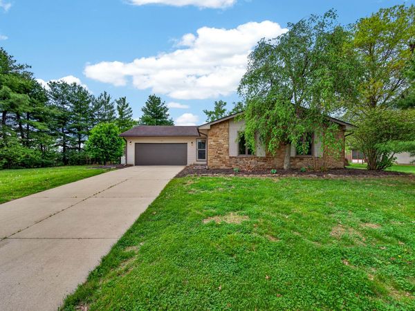 1165 Cottonwood Drive, Columbus, IN 47203