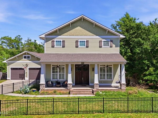 504 Dewey Avenue, Ocean Springs, MS 39564