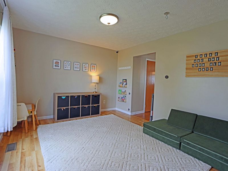 661 Toria Drive, Reynoldsburg, OH 43068 Photo 10