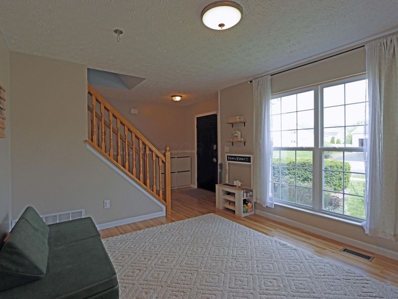 661 Toria Drive, Reynoldsburg, OH 43068 Photo 12