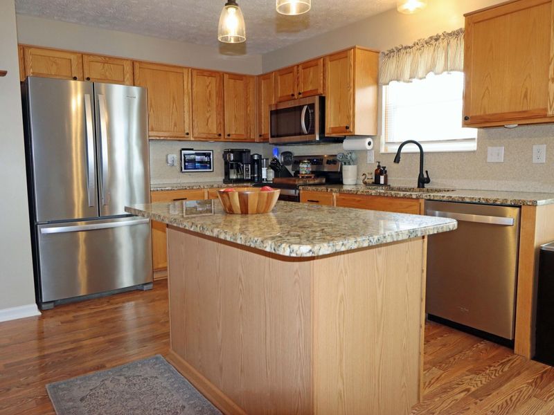 661 Toria Drive, Reynoldsburg, OH 43068 Photo 14