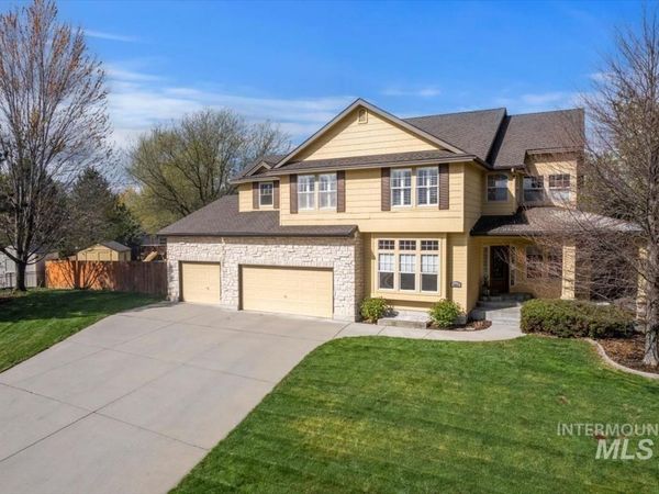 2063 N Parkforest Way, Eagle, ID 83616