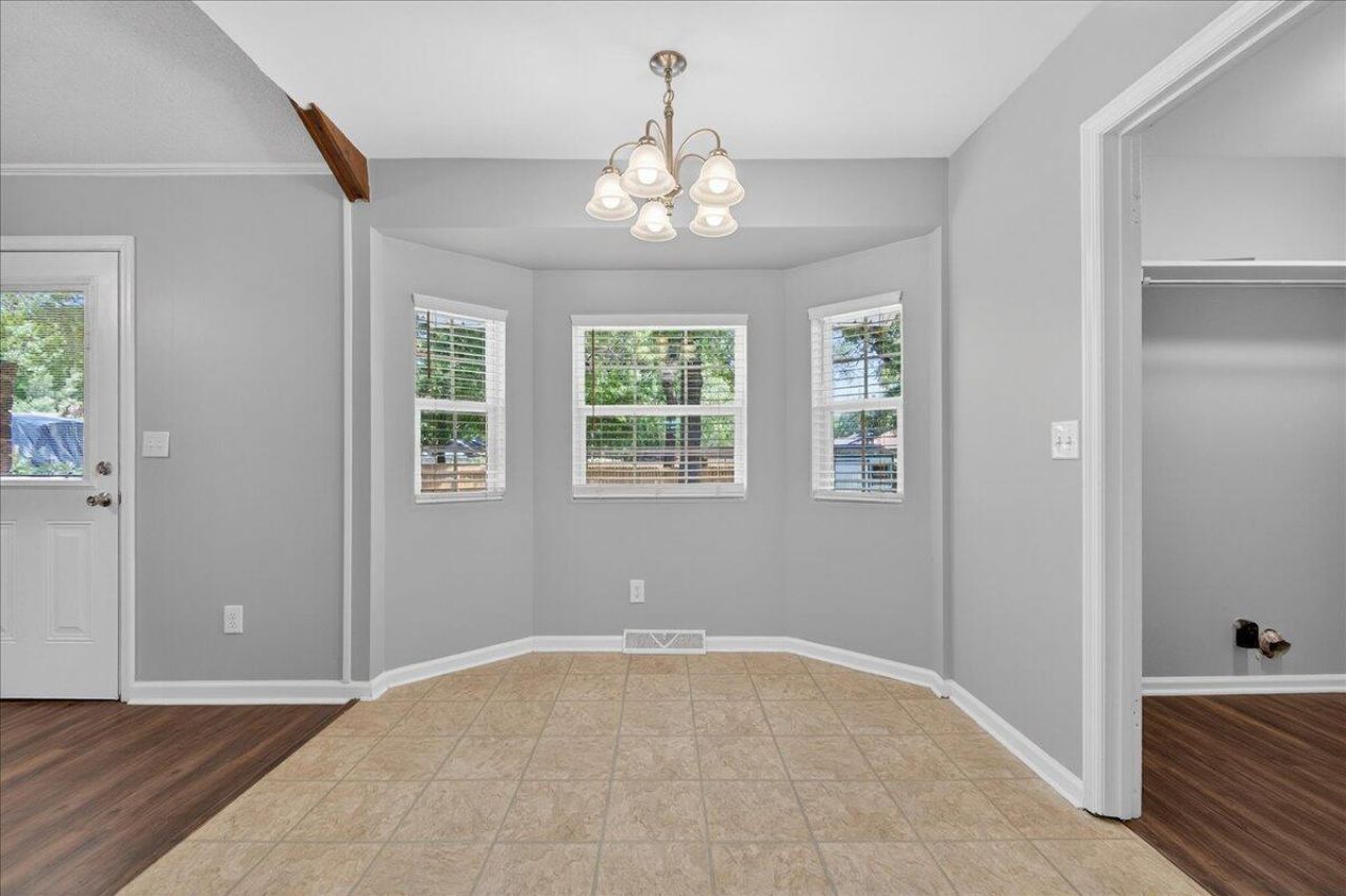 403 Splitrail Drive Photo 13