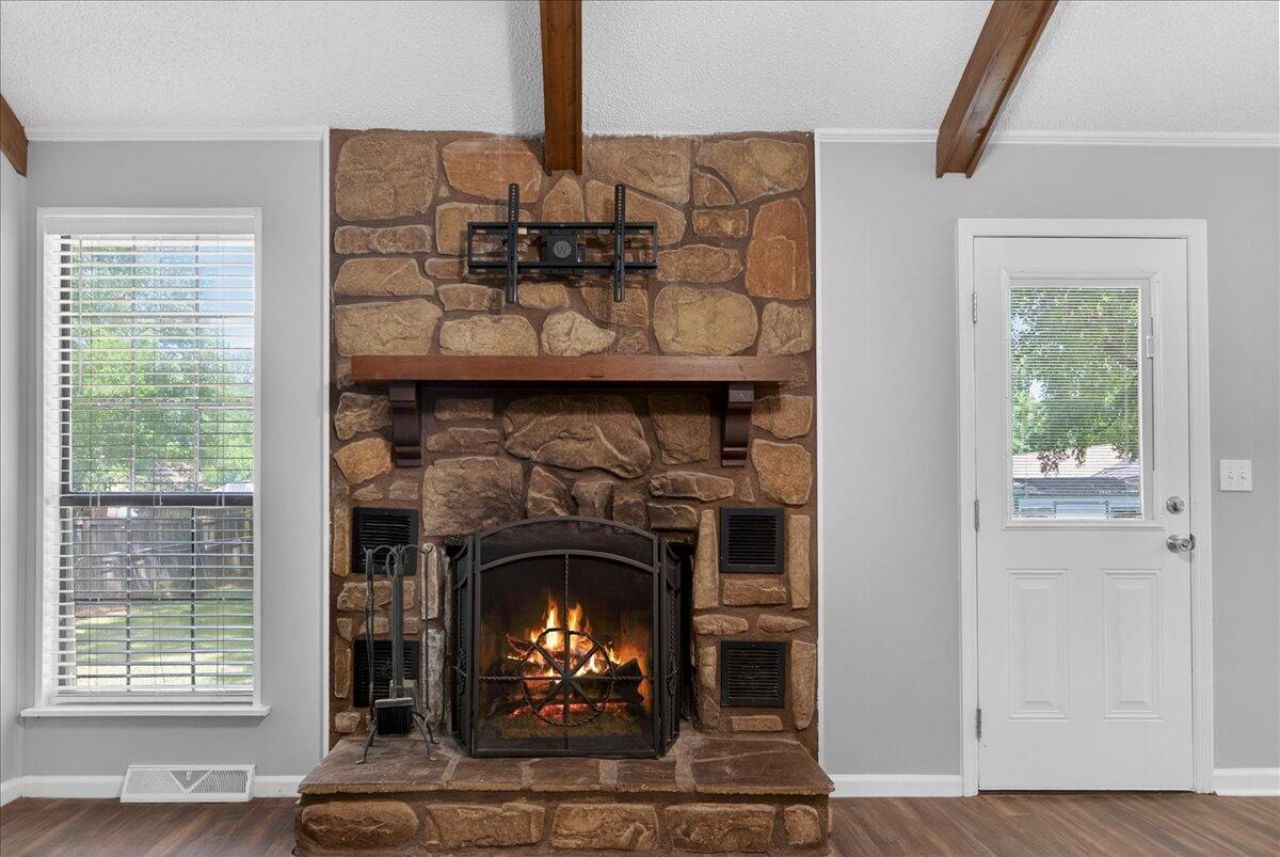 403 Splitrail Drive Photo 19