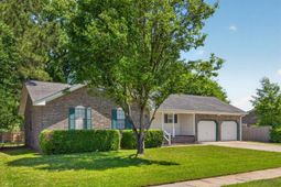 403 Splitrail Drive photo 4