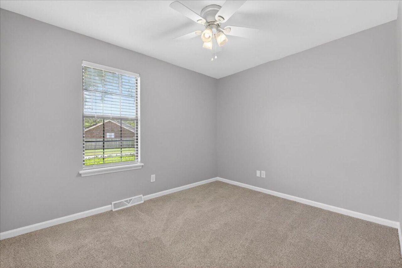 403 Splitrail Drive Photo 23