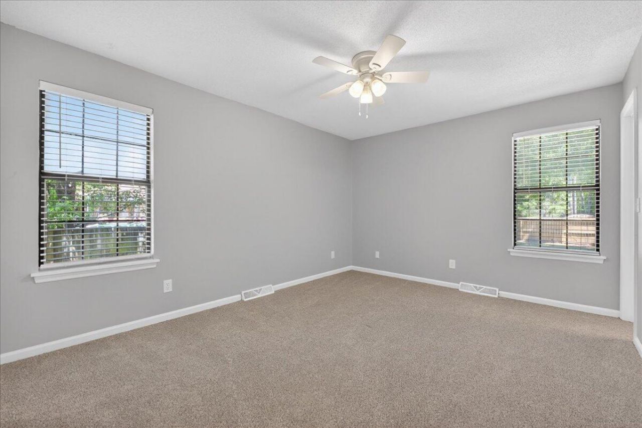 403 Splitrail Drive Photo 25