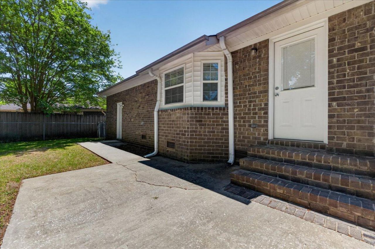 403 Splitrail Drive Photo 30