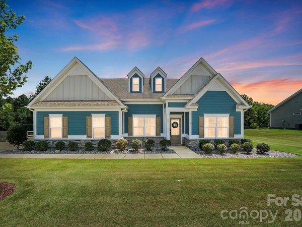 130 Sierra Chase Drive, Statesville, NC 28677