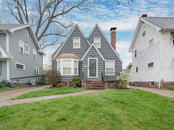 1294 Giel Avenue, Lakewood, OH 44107