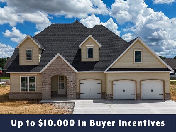6557 Courtland Avenue, Springdale, AR 72762