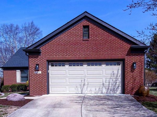 2902 Greystone Place, Champaign, IL 61822