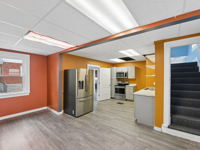 6839 Montgomery Road, Silverton, OH 45236 Photo 11