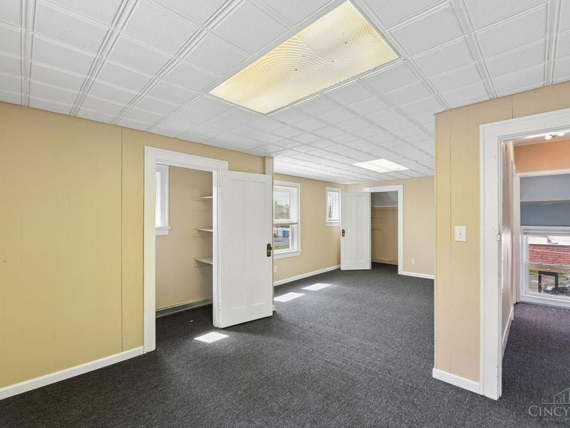 6839 Montgomery Road, Silverton, OH 45236 Photo 22