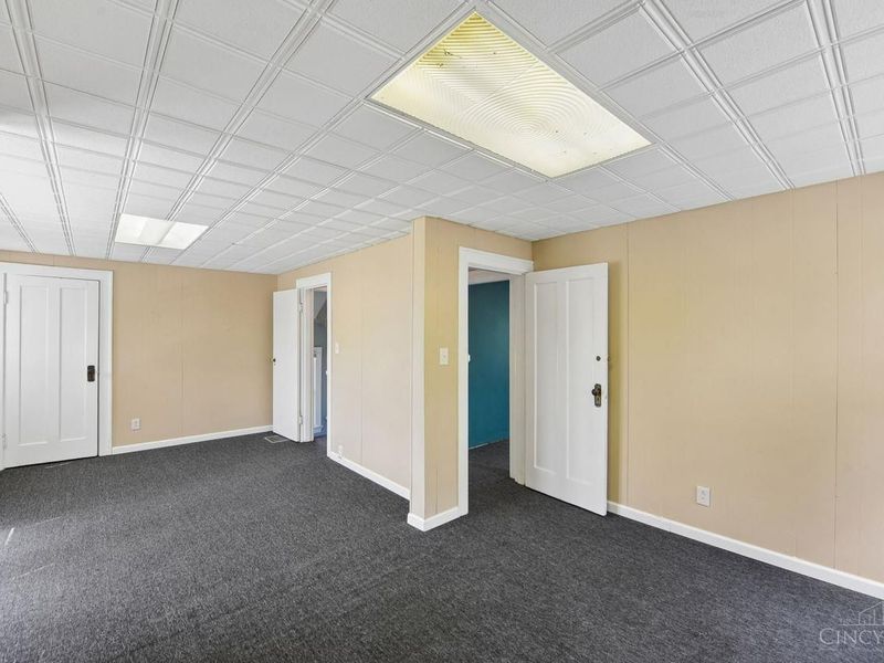 6839 Montgomery Road, Silverton, OH 45236 Photo 23