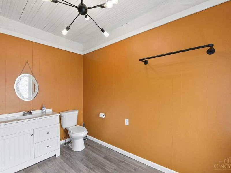 6839 Montgomery Road, Silverton, OH 45236 Photo 31