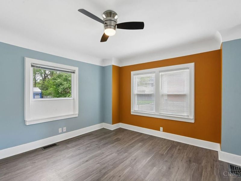 6839 Montgomery Road, Silverton, OH 45236 Photo 8