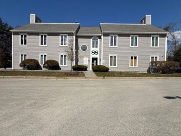 88 Faunce Corner, Unit 260, Dartmouth, MA 02748