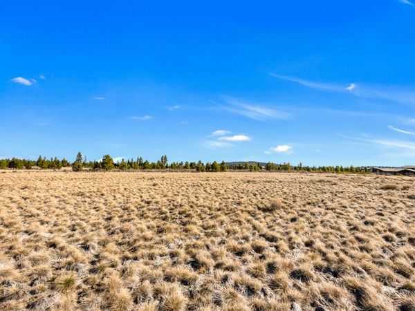 18945 Macalpine Loop, Bend, OR 97702