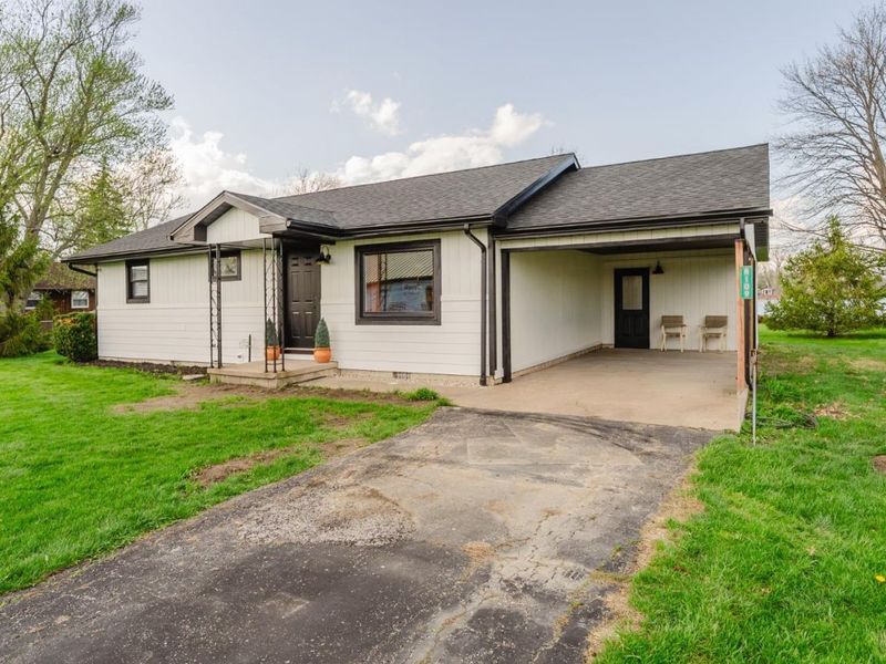 8109 Titus Road, Oak Harbor, OH 43449 Photo 4