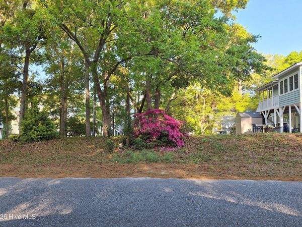 101 SW 1st Street, Oak Island, NC 28465