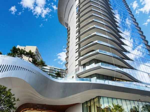 175 SE 25 RD, Unit 504, Miami, FL 33129