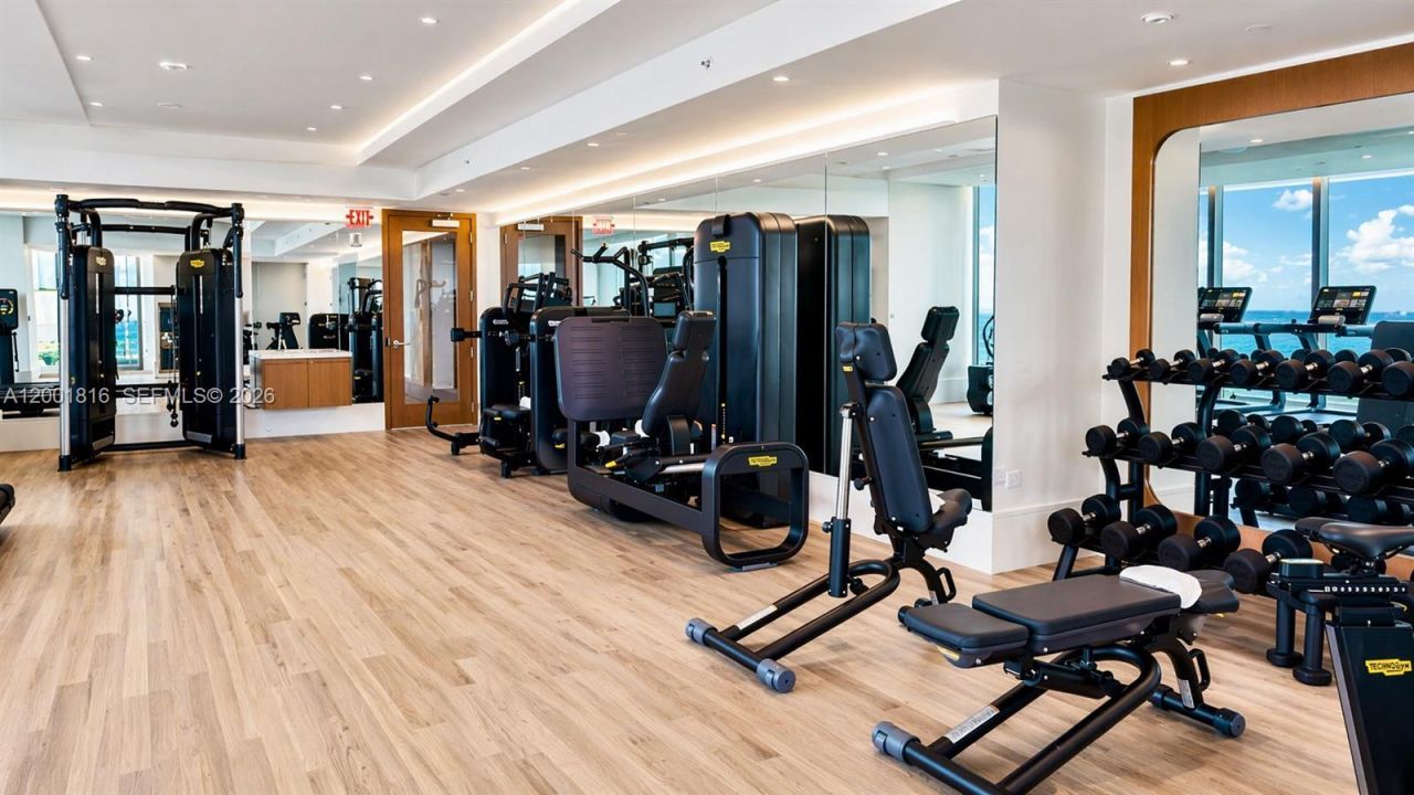 175 SE 25 Rd, Unit 504, Miami, FL 33129 Photo