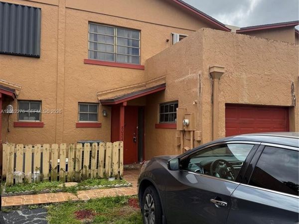 8024 NW 27th Ct, Sunrise, FL 33322