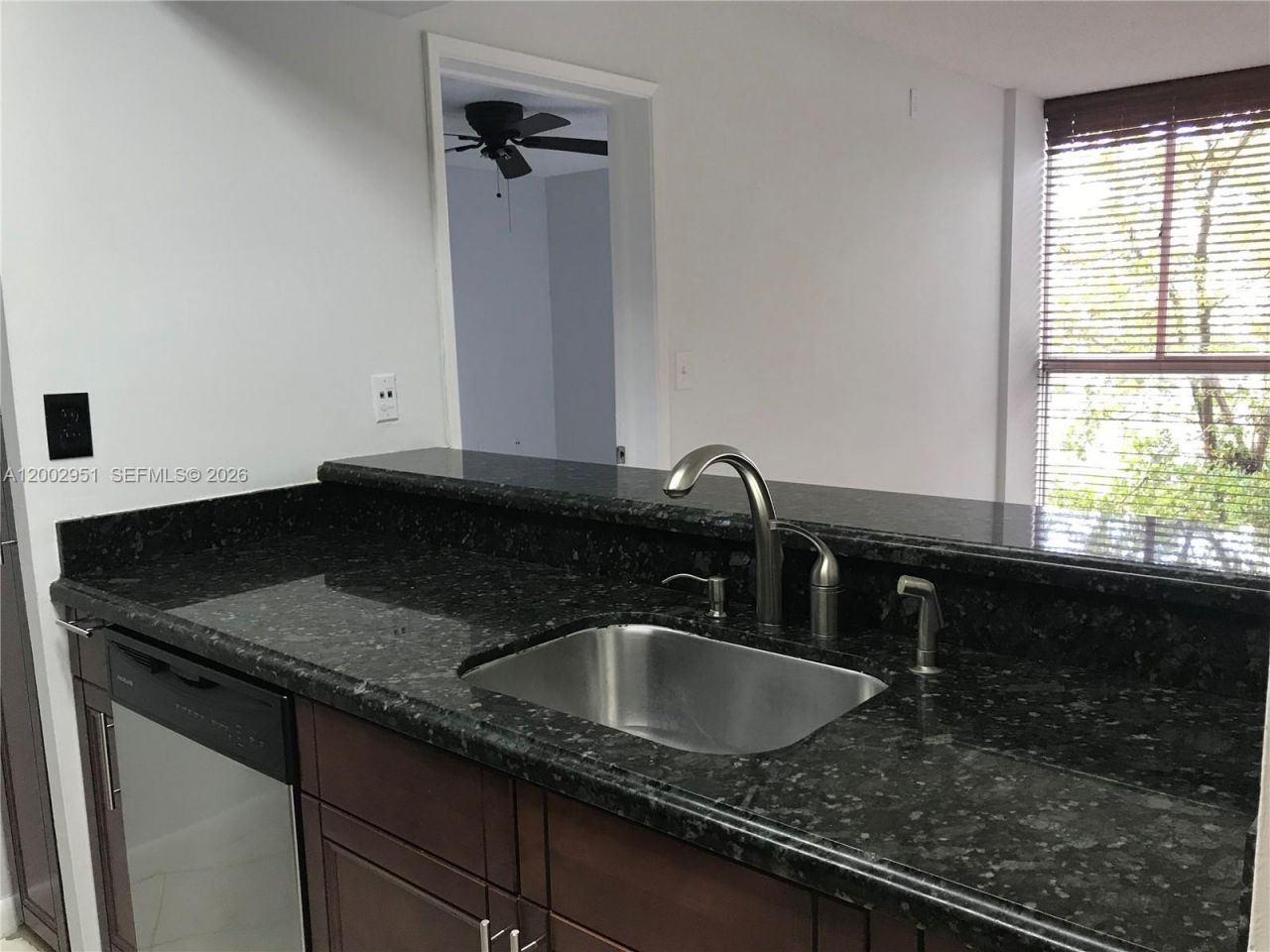 7075 NW 186th St, Unit C408, Hialeah, FL 33015 Photo