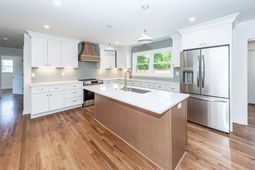 1288 Marvin Avenue photo 4