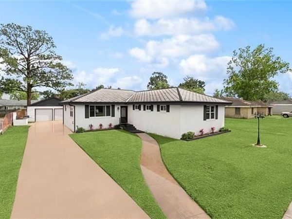 149 CAROLINE Avenue, River Ridge, LA 70123