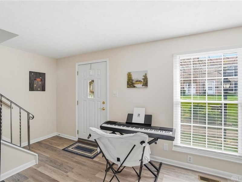 1207 Georgetown Court, Fairborn, OH 45324 Photo 4