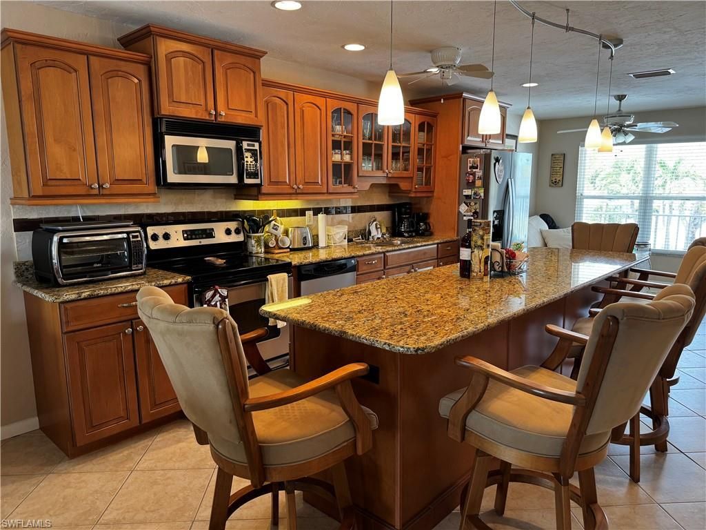 4417 Country Club Blvd, Unit B8, Cape Coral, FL 33904 Photo