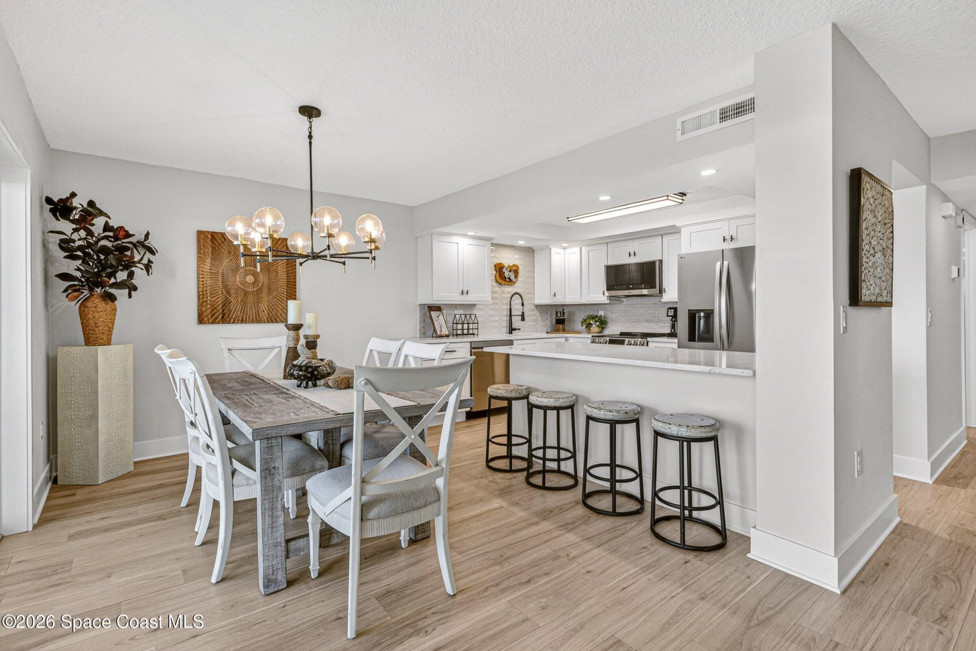 550 Garfield Avenue, Unit 302, Cocoa Beach, FL 32931 Photo