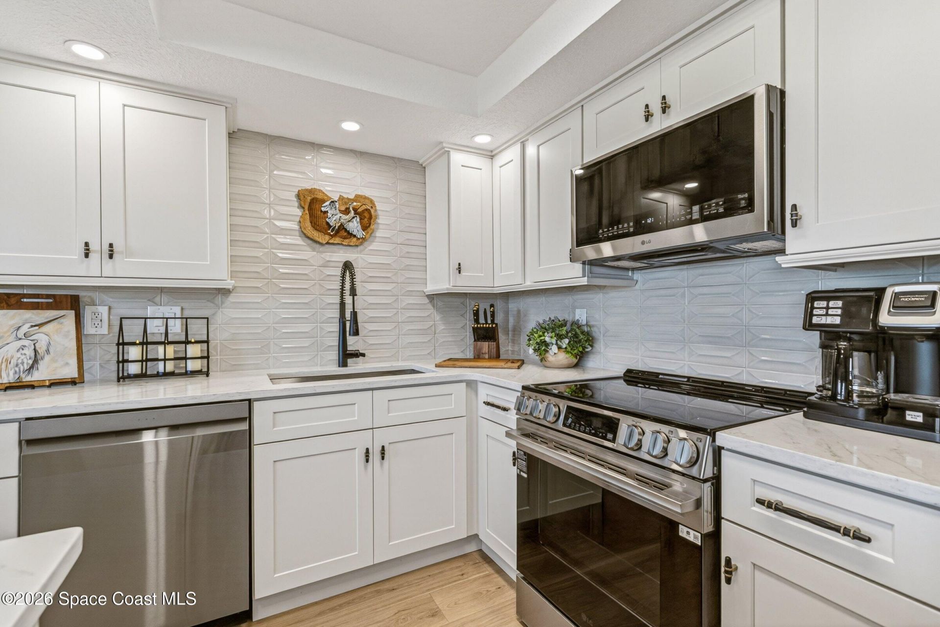 550 Garfield Avenue, Unit 302, Cocoa Beach, FL 32931 Photo