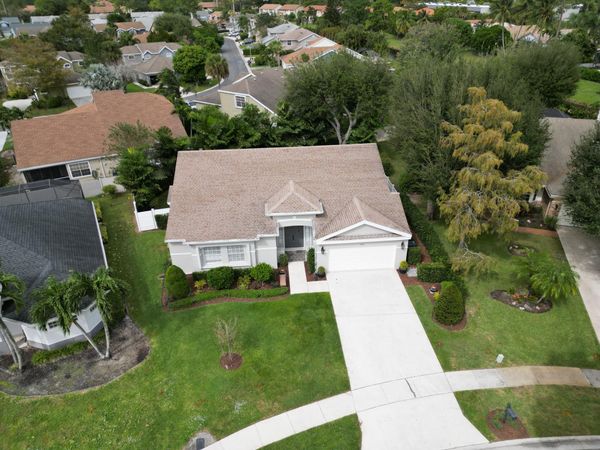 1000 Lake Breeze Drive, Wellington, FL 33414