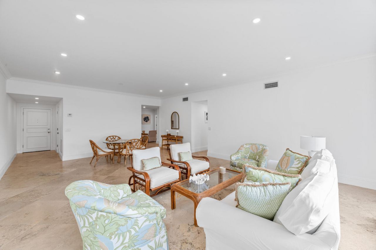 350 Cocoanut Row, Unit 3a, Palm Beach, FL 33480 Photo