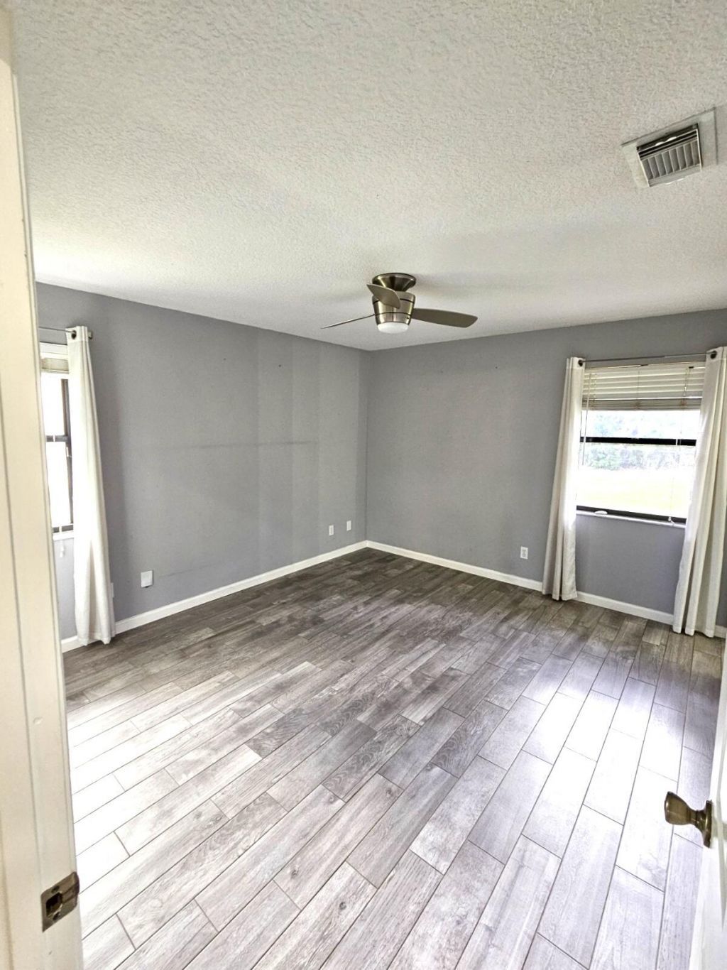 6105 Spruce Drive, Fort Pierce, FL 34982 Photo