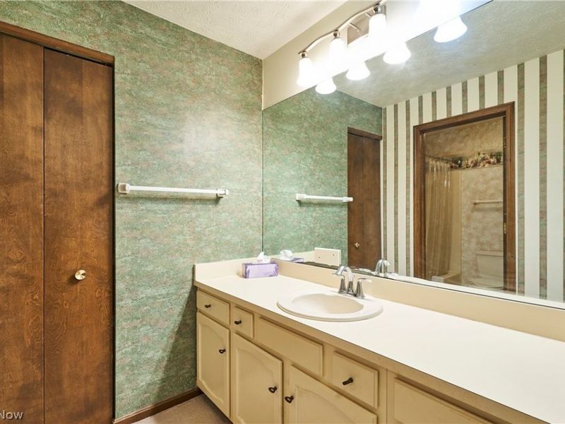 171 Granger Road, Unit 142, Medina, OH 44256 Photo 13