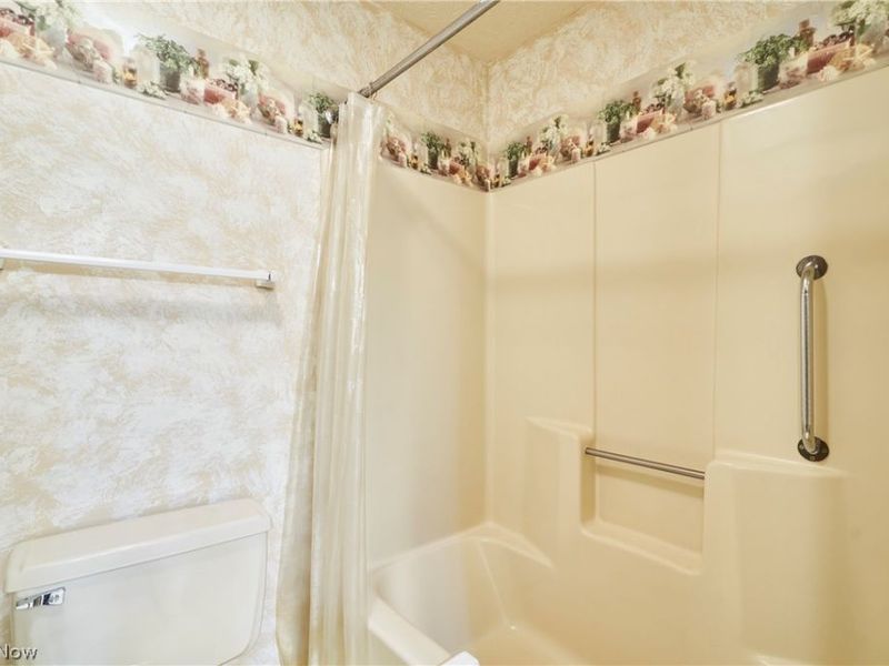 171 Granger Road, Unit 142, Medina, OH 44256 Photo 14