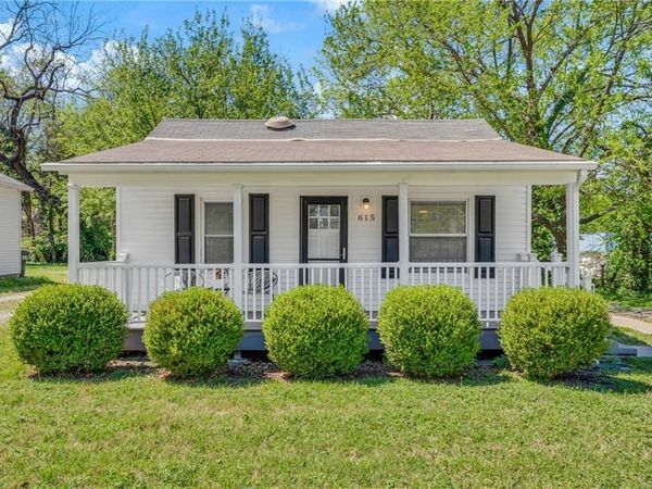 615 Alabama Street, Lawrence, KS 66044