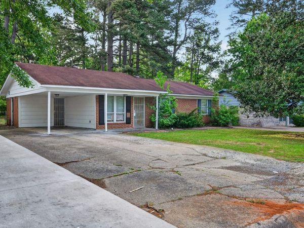 10209 Milkyway Dr, Little Rock, AR 72209