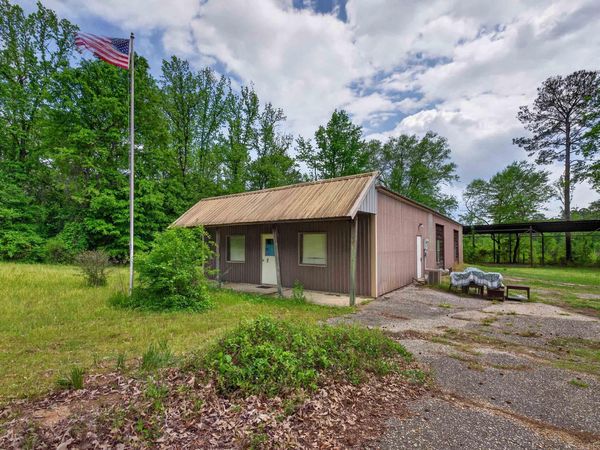 315 Deceiper Hill Road, Arkadelphia, AR 71923