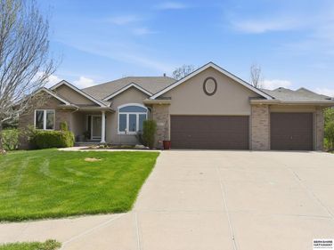 4413 N 195 Circle, Omaha, NE 68022