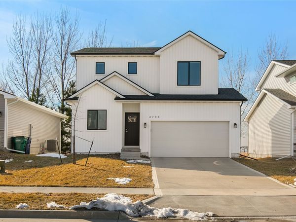4736 167th Street, Urbandale, IA 50323